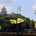 Ponte Vittorio Emanuele I, Monte dei Cappuccini