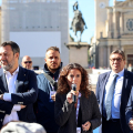 All’inaugurazione il ministro per le Infrastrutture e Vicepremier Matteo Salvini, l’assessore regionale alle Attività Produttive Andrea Tronzano, l’assessora alla Mobilità della Città di Torino Chiara Foglietta, il presidente della Camera di commercio Dario Gallina e il presidente del Salone Auto Torino Andrea Levy.