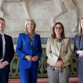 Torino, mercoledì 25 settembre 2024Palazzo Civico - Sala Congregazioni, Sala MarmiMeeting with:Vice Mayor Michela FavaroH. E. Patricia O’Brien Ambassador of Ireland to ItalyGavin Radford Head of Economic Affairs, Embassy of IrelandMaria Sheehy Consul General of Ireland in Milan