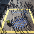 Con il flashmob “Finals in Frame” una gigantesca racchetta da tennis prende vita in piazza San Carlo
