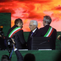 Il Presidente della Repubblica Sergio Mattarella saluta il Sindaco Stefano Lo Russo e le altre Istituzioni presenti alla cerimonia