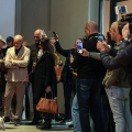 Alec Baldwin arriva alla Cavallerizza Reale