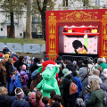 Torino, splende il Natale: il Presepe di Luzzati e il Teatrino di Natale animano Piazza Cavour
