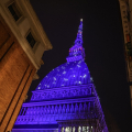 La Mole si veste di blu