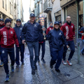 La Vicesindaca Favaro e l'Assessore Tresso con la Fiamma dei FISU Games