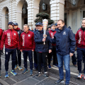 L'Assessore Carretta consegna la Fiamma al Sindaco Lo Russo