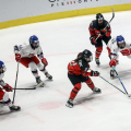 Un momento della finale di hockey femminile Repubblica Ceca - Canada