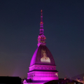 Sulla Mole Antonelliana la campagna ‘I AM/IO SONO’ per la parità di genere