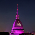 Sulla Mole Antonelliana la campagna ‘I AM/IO SONO’ per la parità di genere