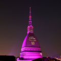 Sulla Mole Antonelliana la campagna ‘I AM/IO SONO’ per la parità di genere