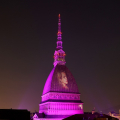 Sulla Mole Antonelliana la campagna ‘I AM/IO SONO’ per la parità di genere