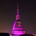 Sulla Mole Antonelliana la campagna ‘I AM/IO SONO’ per la parità di genere