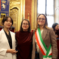 Mina Sharifi con la Vicepresidente del Consiglio Comunale Ludovica Cioria e la Vicesindaca Michela Favaro