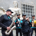 La JST Jazz Parade suona per la Dora in piazza C.L.N.