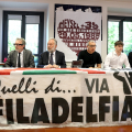 Un momento della commemorazione in biblioteca Calvino