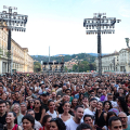San Giovanni, 40 mila in piazza Vittorio per il concerto “Torino is Fantastic” e i fuochi sul Po
