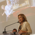 La curatrice della mostra, Tiziana Bonomo