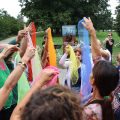 Un momento di danzaterapia al Parco Carrara, a cura del Dipartimento di Salute Mentale dell’ASL Città di Torino.