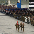 Il Tricolore lascia la piazza