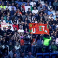 Il tifo per Musetti sugli spalti dell'Inalpi Arena