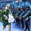 Sinner trionfa alle Finals di Torino: superato Alcaraz 7-6, 7-5 nella finale più attesa