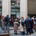 Una nuova panchina rossa e un Punto Viola rafforzano la rete torinese contro la violenza sulle donne