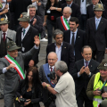 Chiamparino e Saitta sfilano con gli alpini