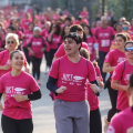 Una marea rosa per la ricerca Just The Woman I Am riempie le strade di Torino