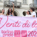 Torino Pride 2026, “Venti di lotte” attraversa il cuore della città