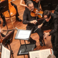 L'Orchestra Sinfonica Nazionale della Rai diretta dal maestro Riccardo Bisatti durante il concerto dedicato ai festeggiamenti di San Giovanni.