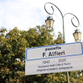 La piazzetta della scuola Tommaseo intitolata a Fiorenzo Alfieri