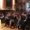 Portici di Carta torna nel cuore di Torino: due chilometri di libri sotto i portici