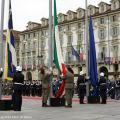 La cerimonia dell\'alzabandiera