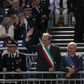 In tribuna con il Sindaco Piero Fassino e il presidente della Provincia di Torino Antonio Saitta, i generali Lo Sardo e Gallitelli