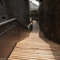 La scala d’accesso ai giardini