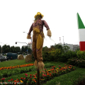 Gli spaventapasseri di corso Regina Margherita