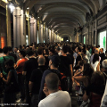 I portici di piazza San Carlo \"invasi\"