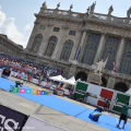 L\'atleta messicano al tiro