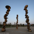 Punti di vista, Tony Cragg