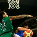Il primo quarto di finale: Siena - Sassari