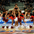 Le Flame, cheerleader