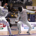 L\'atleta polacca Knop si difende di continui attacchi francesi