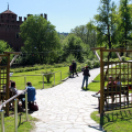 Il roseto e il Borgo Medievale