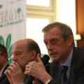 L\'intervento del sindaco Fassino durante la conferenza stampa