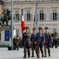 La cerimonia dell\'alzabandiera