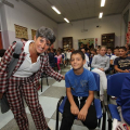 L\'Assessore Pellerino saluta gli alunni delle quinte