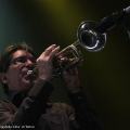 Lee Thornburg , tromba