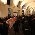 La protesta degli studenti davanti al Teatro Regio
