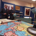 Massimo Guerrini e Fiorenzo Alfieri visitano la mostra