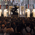 Le fanfare in piazza Palazzo di Città